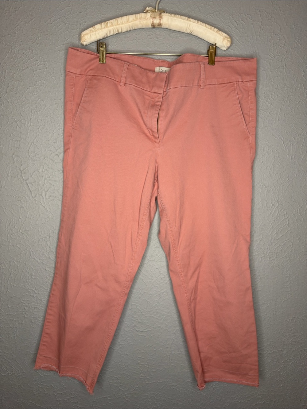 LOFT Peach Cropped Stretch Pants